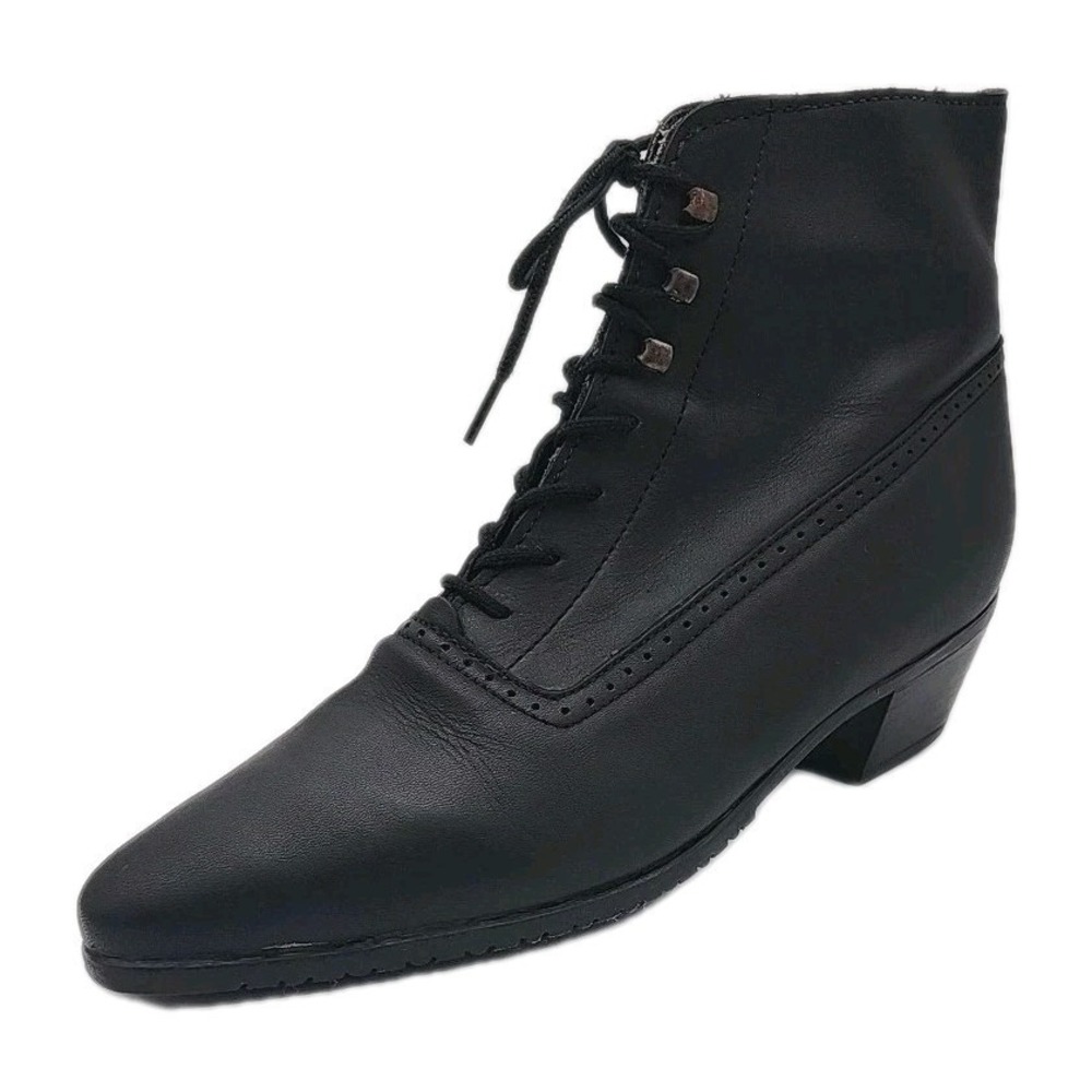 COUGAR RASPINI BLACK LACE UP ANKLE BOOTS Sz 9M Witch Puritan Leather